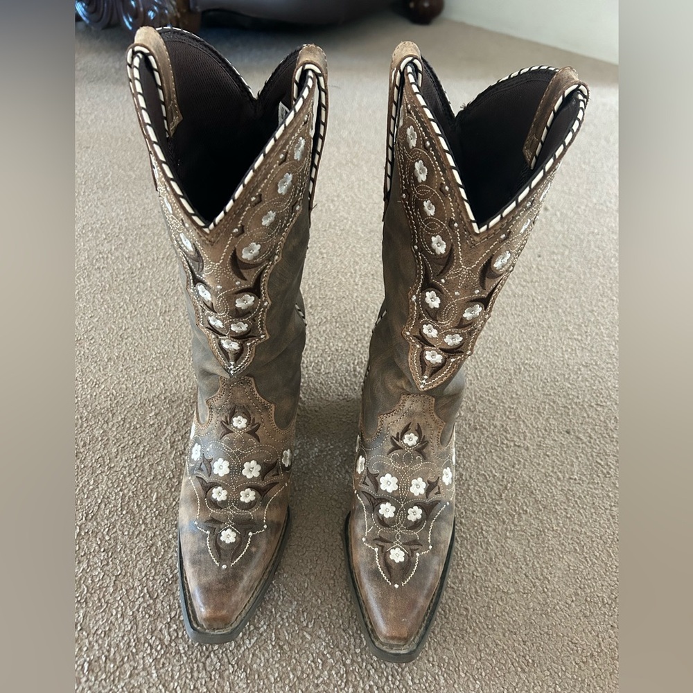 Durango Floral Embroidered Heeled Boots - Brown and White